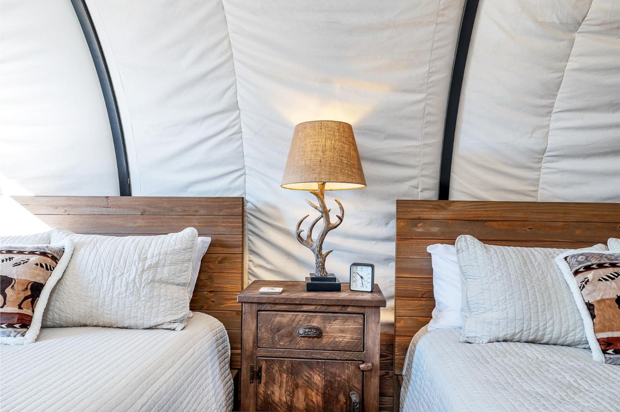 Zion White Bison Glamping & Rv Resort Вірджін Номер фото